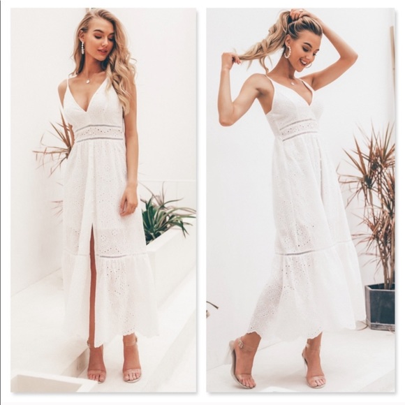 Boho V-neck long white fit and flared cami dress - Picture 4 of 8